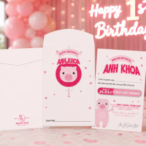 Thiệp mời thôi nôi màu hồng họa tiết heo con đáng yêu