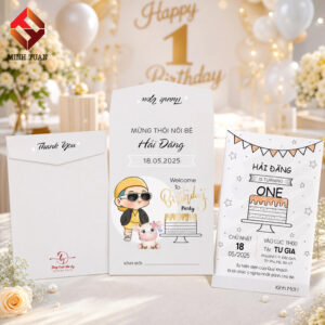 Thiệp thôi nôi Chibi màu trắng xám nhẹ